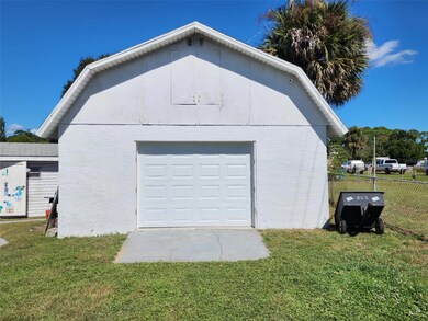 garage/workshop