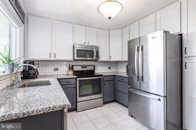 19253 Evergreen Mills Rd, Leesburg, VA 20175 - photo 5