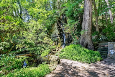 16 Gorge Ln, Pound Ridge, NY 10576 - photo 4