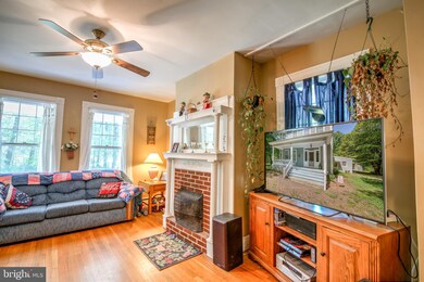 10204 Ridgefield Rd, Ruther Glen, VA 22546 - photo 6