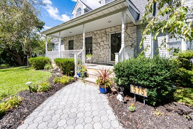 575 Herbert Ln-3
