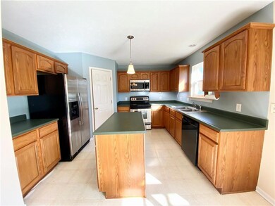 5031 Clay Creek Ln, Plainfield, IN 46168 - photo 7