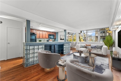 5619 Kentucky Ave unit 104, Pittsburgh, PA 15232 - photo 2