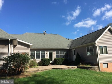 74 Alice Ln, Shepherdstown, WV 25443 - photo 2