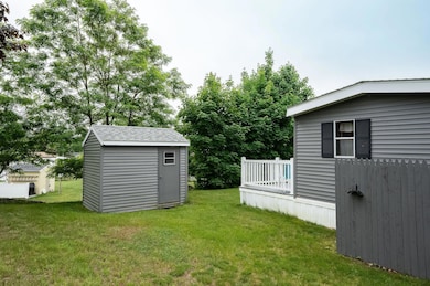 7 Cherokee Way, Rochester, NH 03867 - photo 5