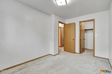 1931 Congress Cir, Anchorage, AK 99507 - photo 7