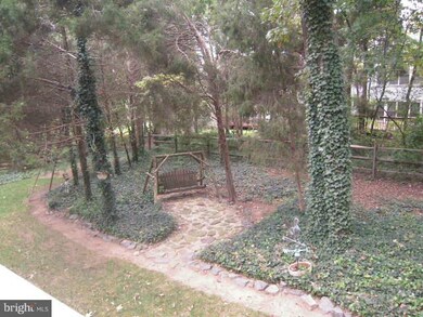 6209 Point Cir, Centreville, VA 20120 - photo 6