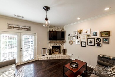 520 N Poplar St unit I, Charlotte, NC 28202 - photo 5