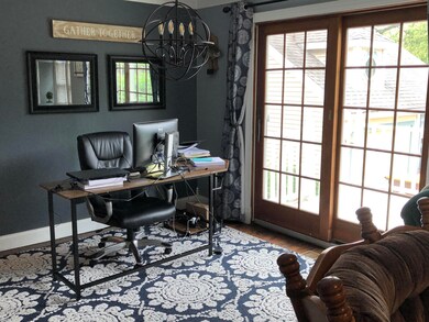 214 Maple St, Grand Ledge, MI 48837 - photo 4