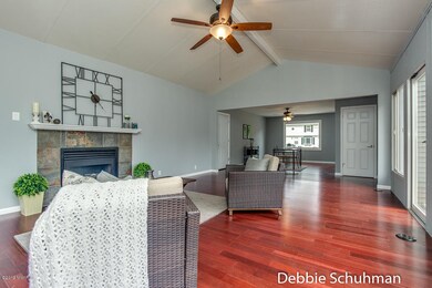 192 Netherfield St NW, Comstock Park, MI 49321 - photo 6