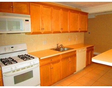 9 Hawthorne Place unit 4M, Boston, MA 02114 - photo 4