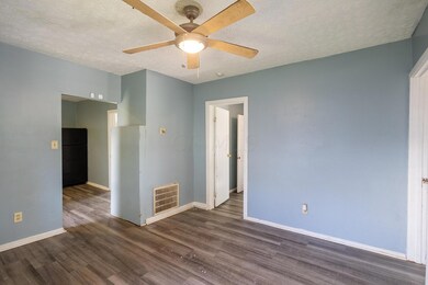 584 Wheatland Ave-02