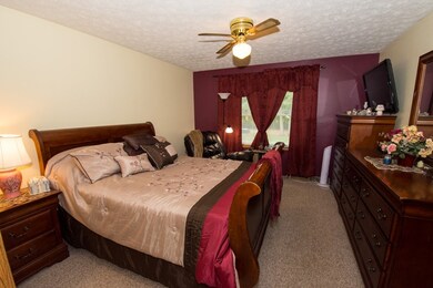 57247 Horseshoe Ct, Goshen, IN 46528 - photo 7