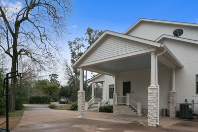 1215 Drury Ln, Houston, TX 77055 - photo 4