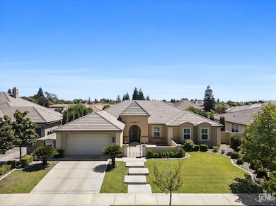 11009 Strathaven St, Bakersfield, CA 93312 - photo 6