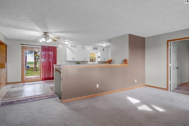 690 Comanche Rd, Inman, KS 67546 - photo 4