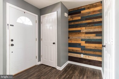 236 Edge Creek Ln unit 73, Odenton, MD 21113 - photo 2