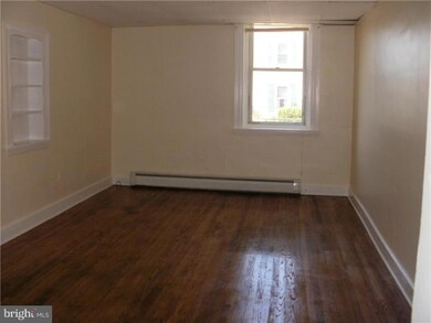 3 E Race St, Pottstown, PA 19464 - photo 2