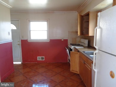 unlisted-address, Hyattsville, MD 20785 - photo 6