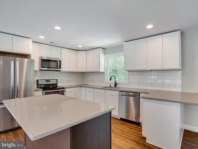 369 Friendship Rd, Friendship, MD 20758 - photo 7