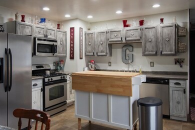 126 S Chase Dr, Crown Point, IN 46307 - photo 7