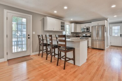 39 Chase St, Danvers, MA 01923 - photo 3