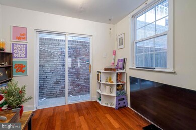 1038 S Bouvier St, Philadelphia, PA 19146 - photo 5