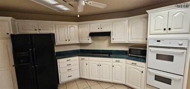 244 E Ridge St, Decatur, TX 76234 - photo 7