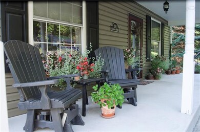 Sit back, kick off your shoes and relax on the 28X