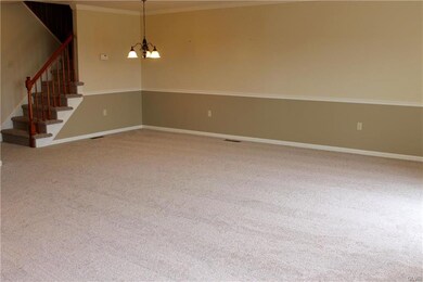 6897 Hunt Dr, Macungie, PA 18062 - photo 3