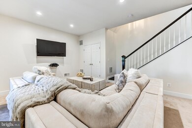 9276 Laurel Ridge Crossing Rd, Lorton, VA 22079 - photo 4