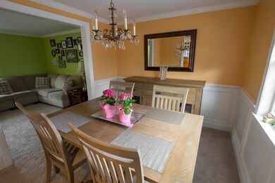 Larger entry between living room and dining room a