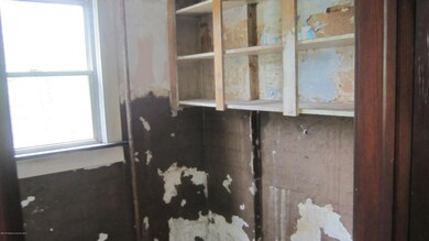 53 Poplar St, Wilkes Barre, PA 18702 - photo 6