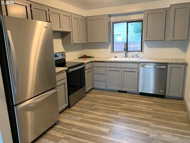 2201 Jeppesen Acres Rd, Eugene, OR 97401 - photo 5