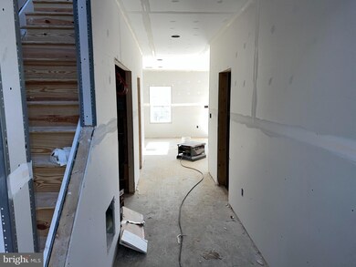 79 Dow St, Bunker Hill, WV 25413 - photo 2