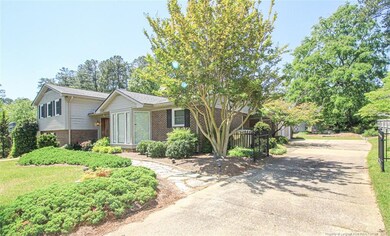410 Murray Hill Rd, Fayetteville, NC 28303 - photo 2