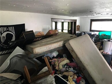 2202 Fletcher St, Anderson, IN 46016 - photo 5