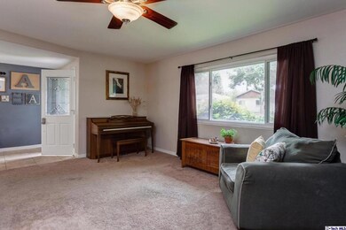 1205 N 3rd Ave, Upland, CA 91786 - photo 5