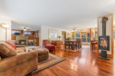 07-16390 Skyliners Rd-3
