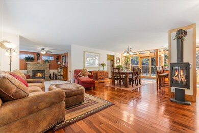 07-16390 Skyliners Rd-3