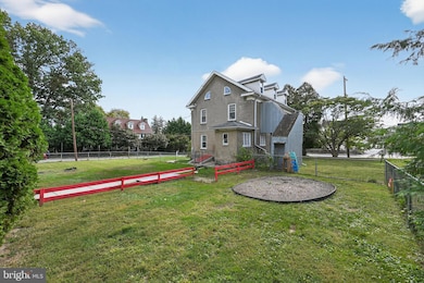 223 E Park Rd, Havertown, PA 19083 - photo 4