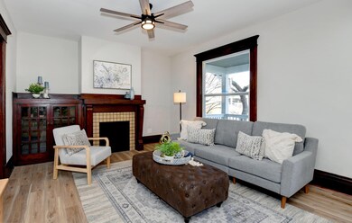 Living Room (5)