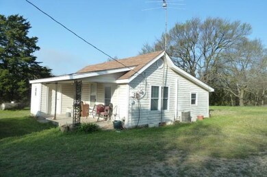 361 Uz Rd N, Forestburg, TX 76239 - photo 4