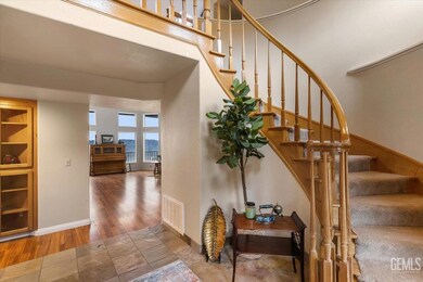 24050 Jacaranda Dr, Tehachapi, CA 93561 - photo 3