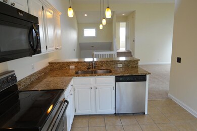 36_linkside_kitchen_04_MLS