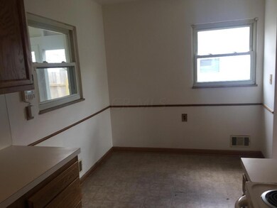 1814 E Cooke Rd, Columbus, OH 43224 - photo 6