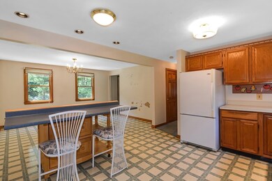 75 Chestnut St, Bellingham, MA 02019 - photo 6