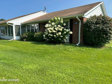 1183B Clydebank Ct unit 1183B, Lakewood, NJ 08701 - photo 3