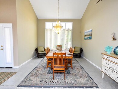 5 - Dining Room