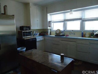 CHEERY KITCHEN